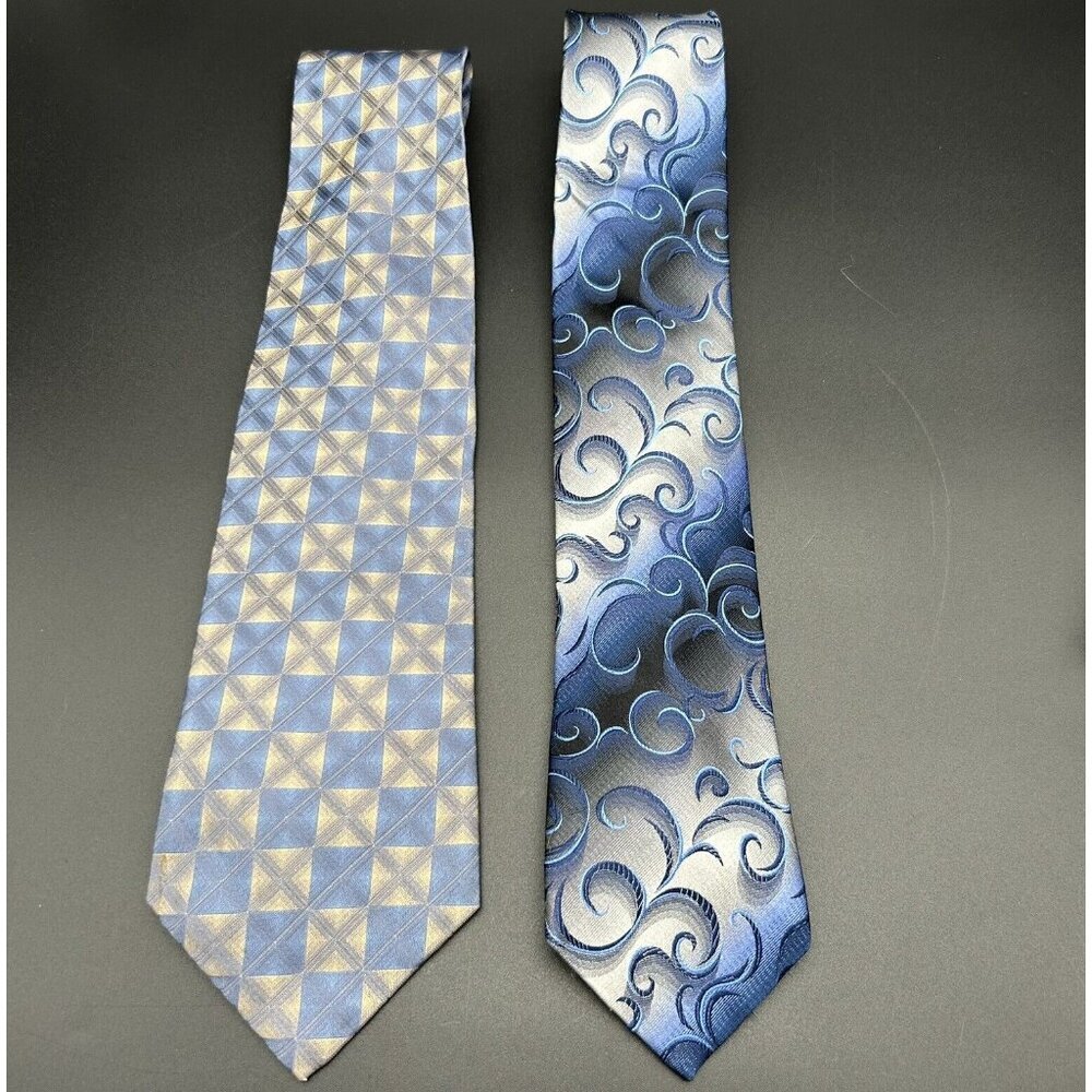 Lot of 4 Men's Neck Ties Silk Blue Silver Gray Red Croft & Barrow Van Heusen - Picture 3 of 7